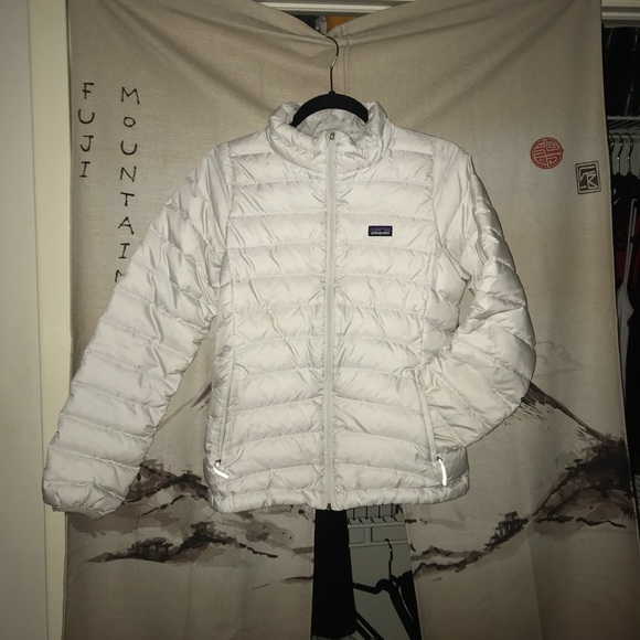 patagonia white down jacket